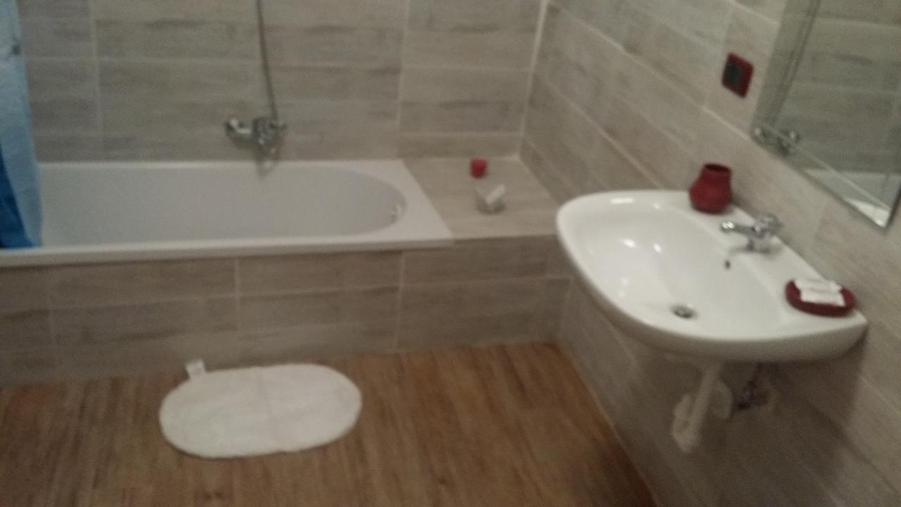 B&B A Casa Di Grazia Наполи Екстериор снимка