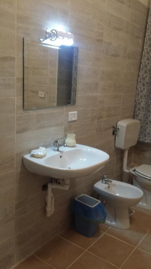 B&B A Casa Di Grazia Наполи Екстериор снимка