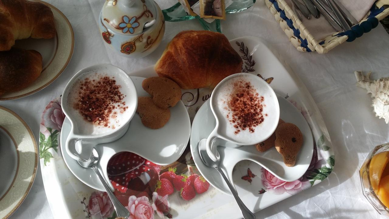 B&B A Casa Di Grazia Наполи Екстериор снимка